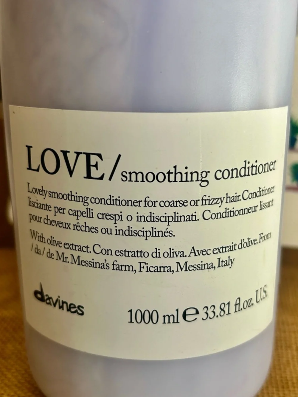 Davines one litter “LOVE” smoothing conditioner.